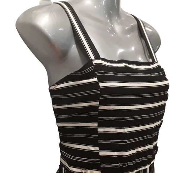 NWT Sz L Jumpsuit Black & White Stripe  Romper Xhilaration - Picture 3 of 6